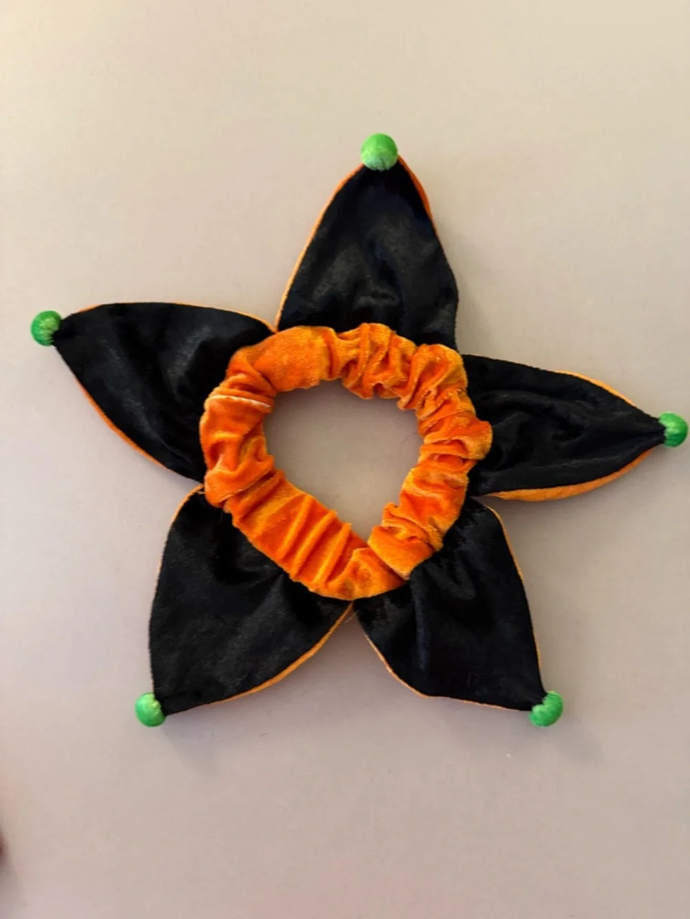 Dog Neck Scrunchy Decorative Collar Halloween Small 12 In Orange Green Pompoms